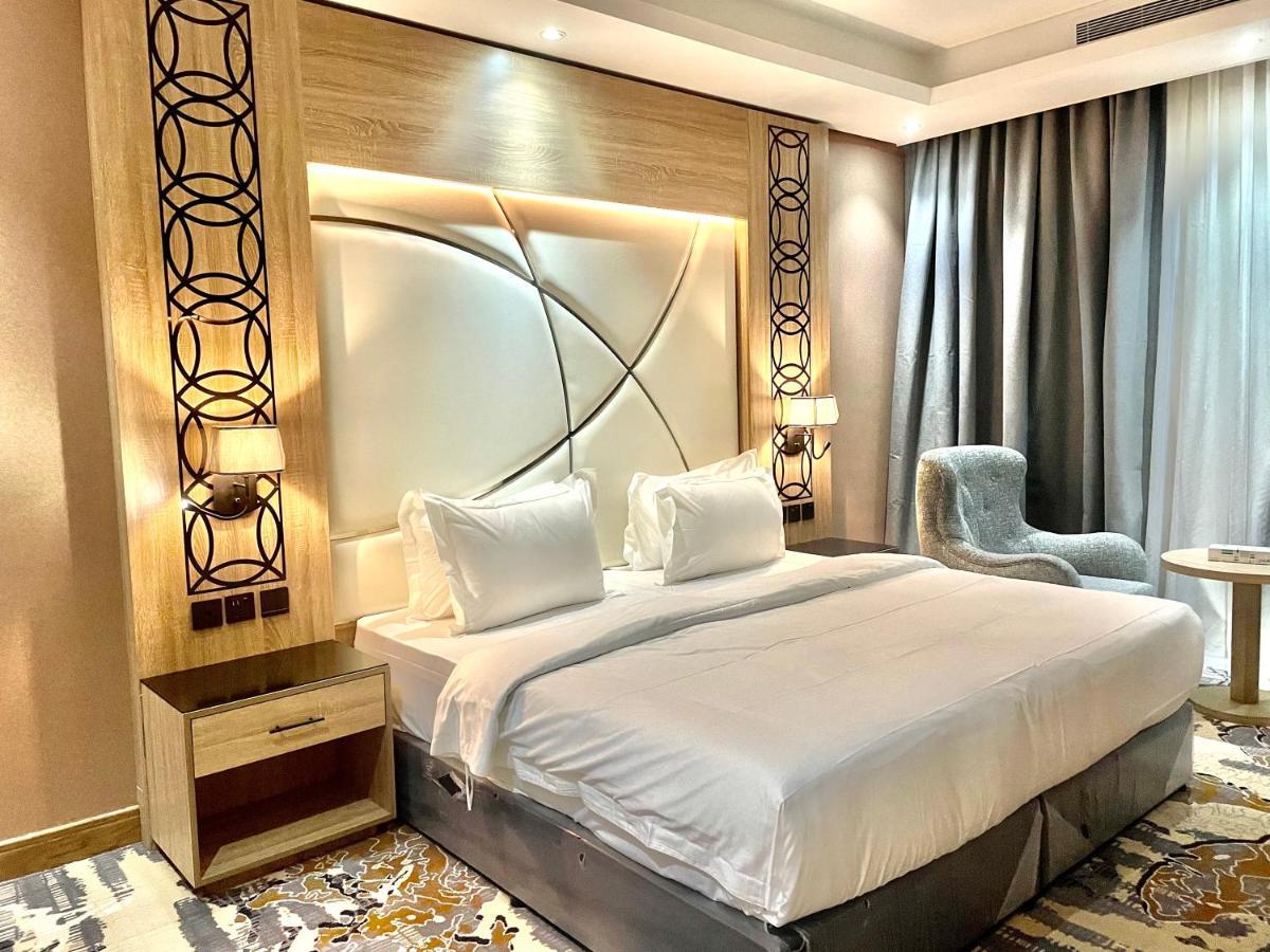 Mirnian Hotel Jeddah Exterior photo