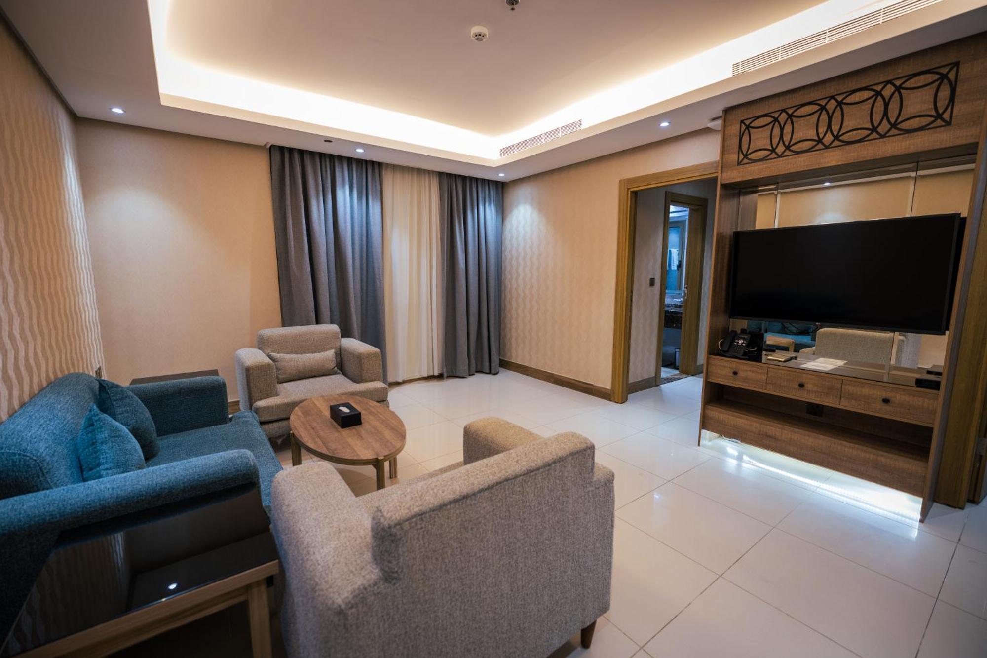 Mirnian Hotel Jeddah Exterior photo