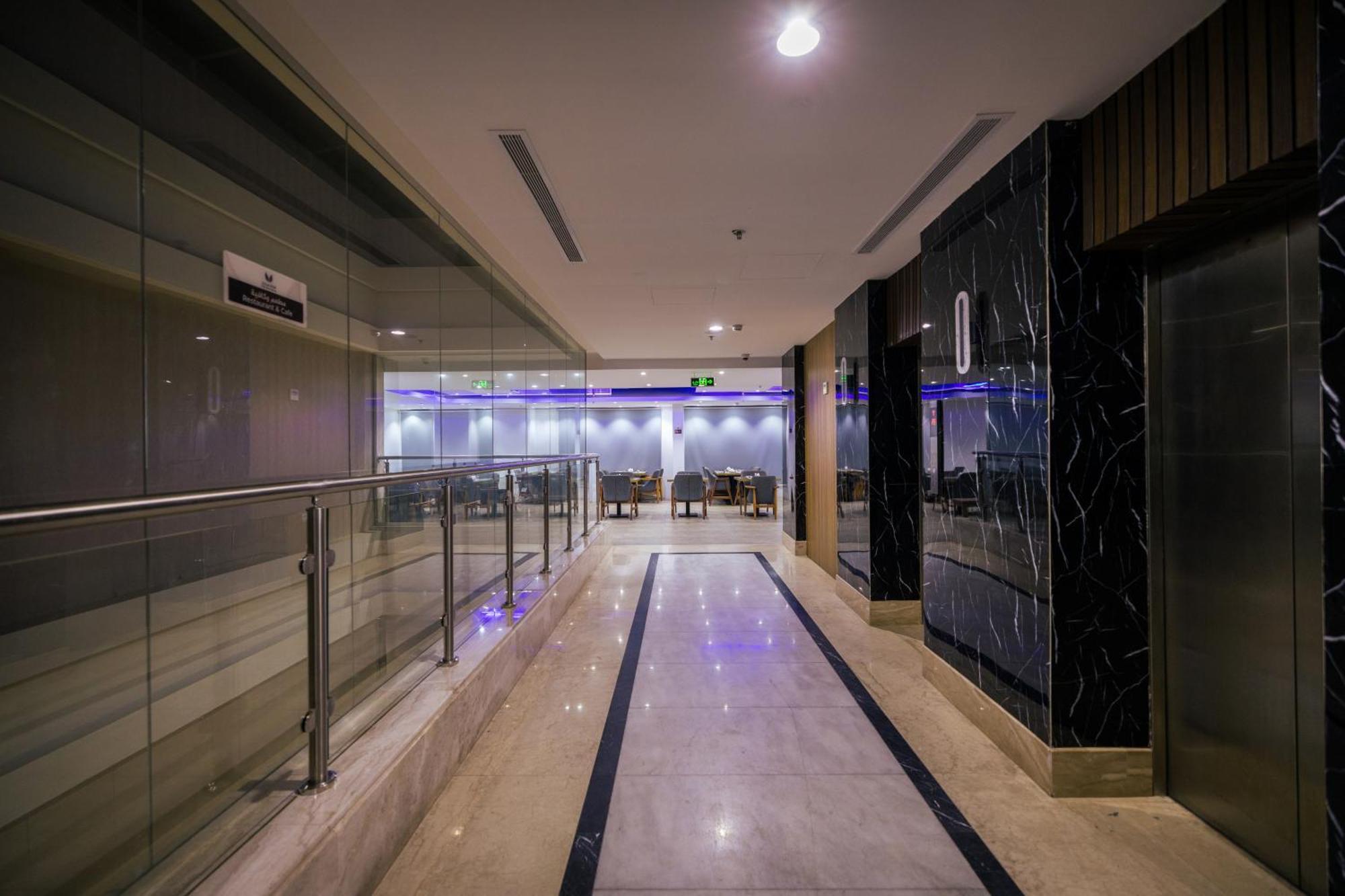 Mirnian Hotel Jeddah Exterior photo